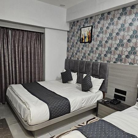Hotel Allen Ahmadábád Exteriér fotografie